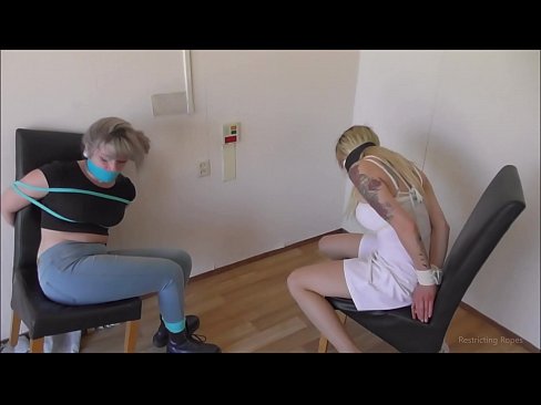 ❤️ Ferslave / fêstbûn en gagged / famke yn need ❤️❌ Pornofideo op fy.verhentai.ru